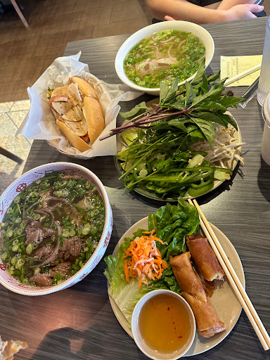 Pho Ben - Visual