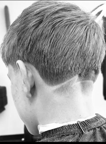 Chap's Barbershop by null