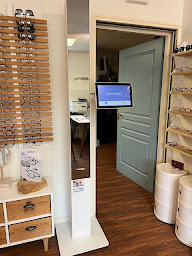 Photo n°12 de Les Lunettes d'Alicia à Sommières-du-Clain (Magasin de lunettes de soleil)