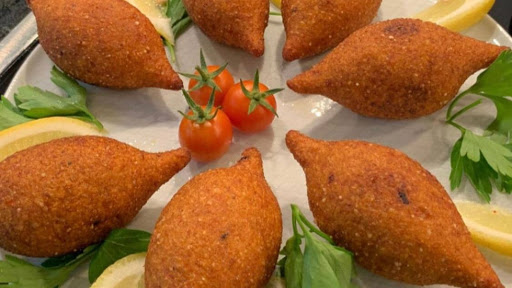 Kibbeh içli köfte meze Kokoreç