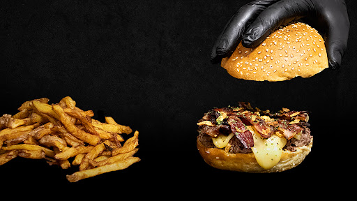 Photo 4 - Le Chaud Time Food Truck