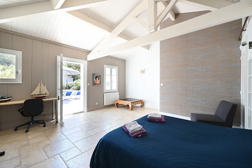 Photo de Villa Mer- Les Grenettes -île de Ré- Bord de Mer, Piscine 350 M2 6 Suites à Sainte-Marie-de-Ré (17740)