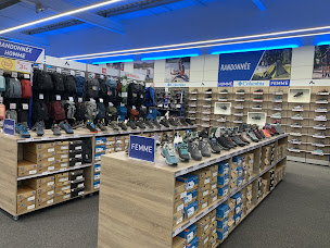 Photo n°2 de Intersport Montmorillon à Montmorillon (Magasin de vêtements pour jeunes)