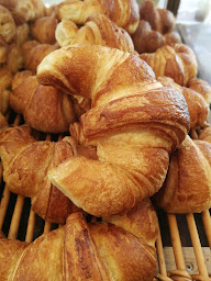 Photo n°4 de Boulangerie Pâtisserie CHATENET à Saint-Cyprien (Boulangerie)