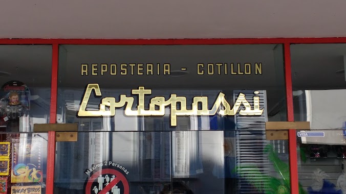 Cortopassi Cotillón, Author: Adrian Costansi