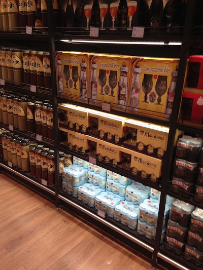 Photos of United Nations Commissary
