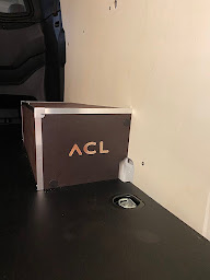 Photo n°27 de ACL Utilitaire Remorque Neuf et Occasion à Le Val d'Hazey (Agence de location de fourgonnettes)