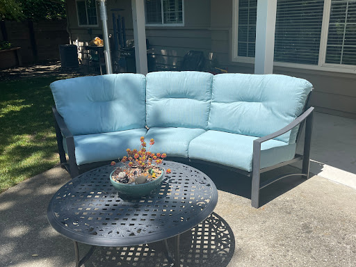 Jesennie's Custom Slip Covers - Thumbnail