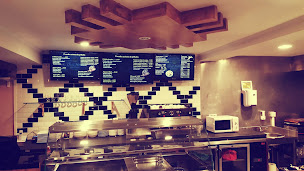 Photo n°35 de Chez Nous Grillades à Saint-Denis (Restaurant végétarien)