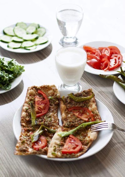 Photos of Şaban usta Etli Ekmek Ve PIDE SALONU