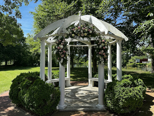 Downtown Flowers And Gift Shop LLC - Kingsport Florist - Thumbnail