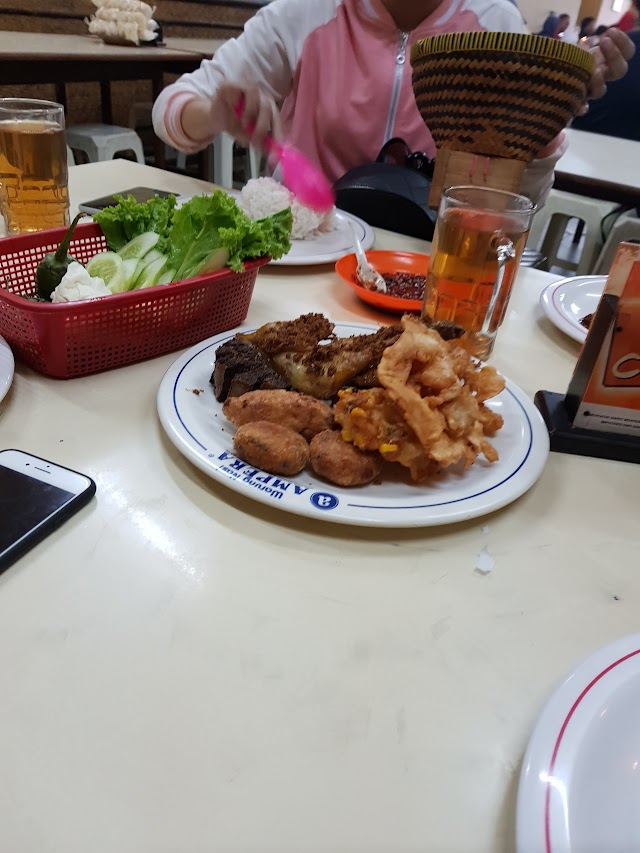 Warung Nasi Ampera