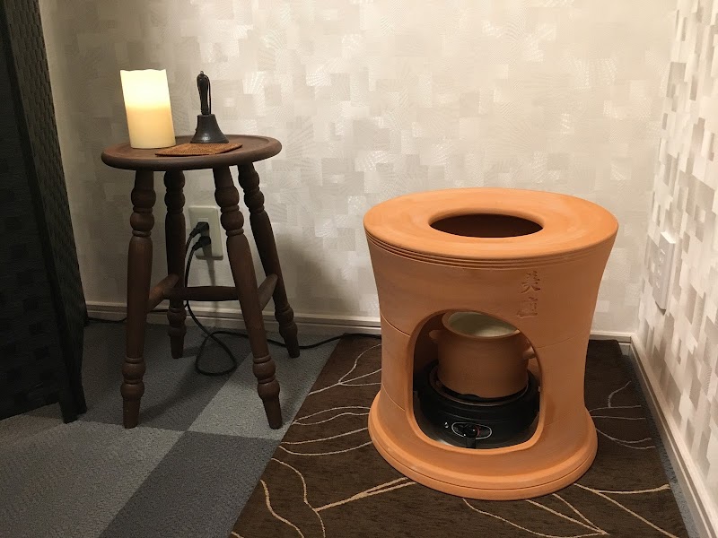 ひじり治療院（骨盤内臓調整|美顔はり|黄土よもぎ蒸し）