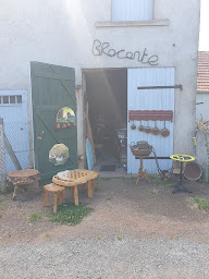 Photo n°19 de Rene and Edith Antiques Brocante à Chaillac (Magasin)