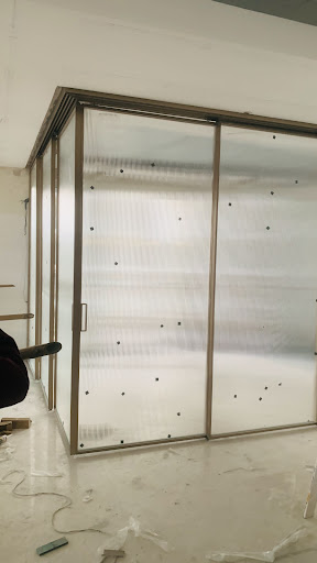 Best service aluminium silim doors and fuluted glass best quality products use in mirror shop all…