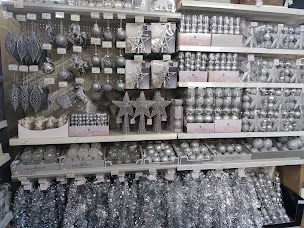 Photo n°12 de Centrakor Aouste sur Sye à Aouste-sur-Sye (Magasin d'ameublement d'extérieur)