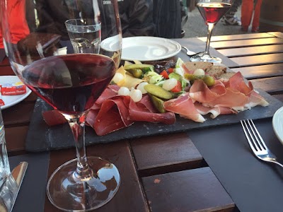Photos of H&ocirc;tel, Bar & Restaurant Magrapp&eacute;