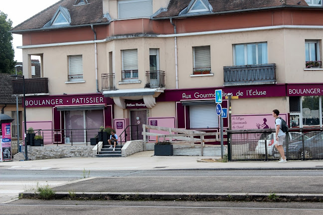 Boulangerie Pâtisserie "Aux Gourmandises de l'Écluse"