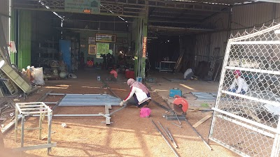 Photos of Iron workshop