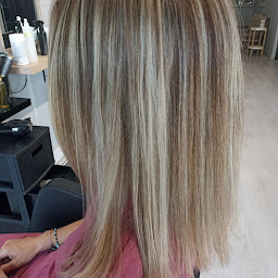 Photo n°6 de Les Ciseaux d'Amandine à Angoulême (Salon de coiffure)