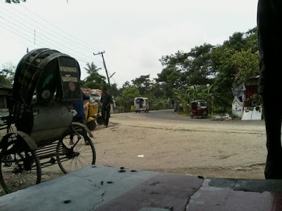 Photos of Amjur Hat Bus Stop