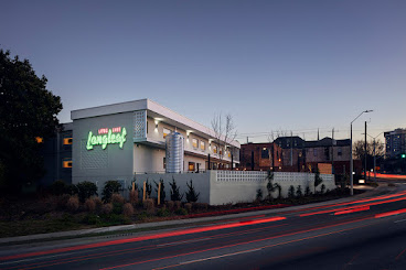 The Longleaf Hotel and Lounge by null