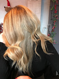 Photo n°2 de Gauci Alain-Coiffeur La valette-du-var à La Valette-du-Var (Salon de coiffure)