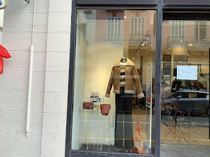 Photo n°1 de Maison 123 à Saint-Raphaël (Magasin de vêtements pour femmes)