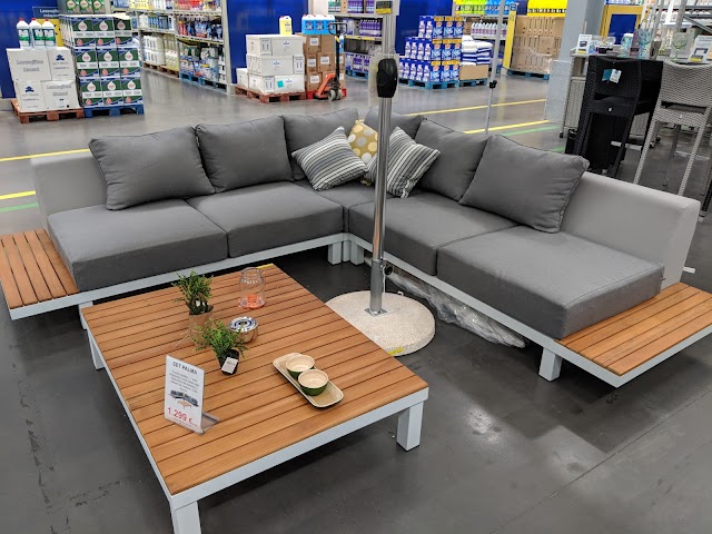 Makro