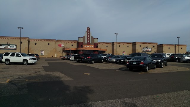 Marcus Oakdale Cinema