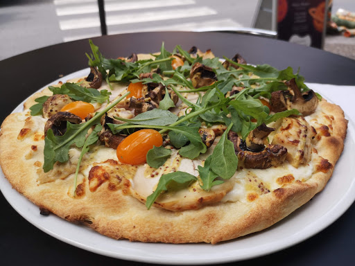 Photo 5 - COSMIQ Pizza - Burger