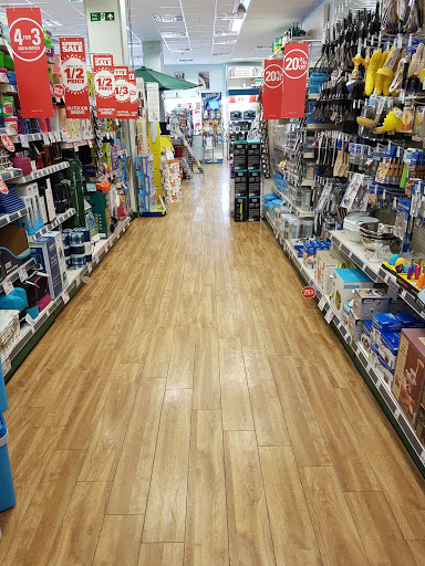 Robert Dyas Yeovil Gallery - United Kingdom