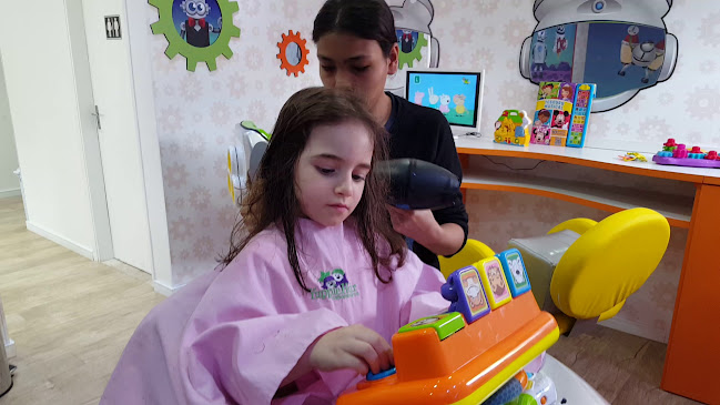 Horário de funcionamento de Yuppie Hair Tradição em Beleza Infantil