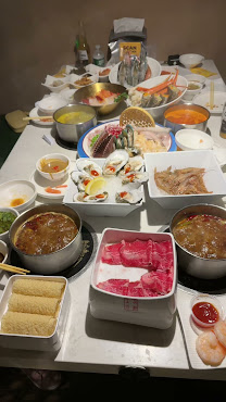 禧悦會海鲜自助火锅 XI YUE HUI HOT POT by null