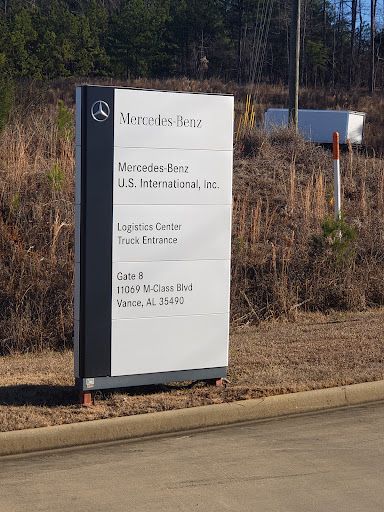 Mercedes Logistics Center - Thumbnail