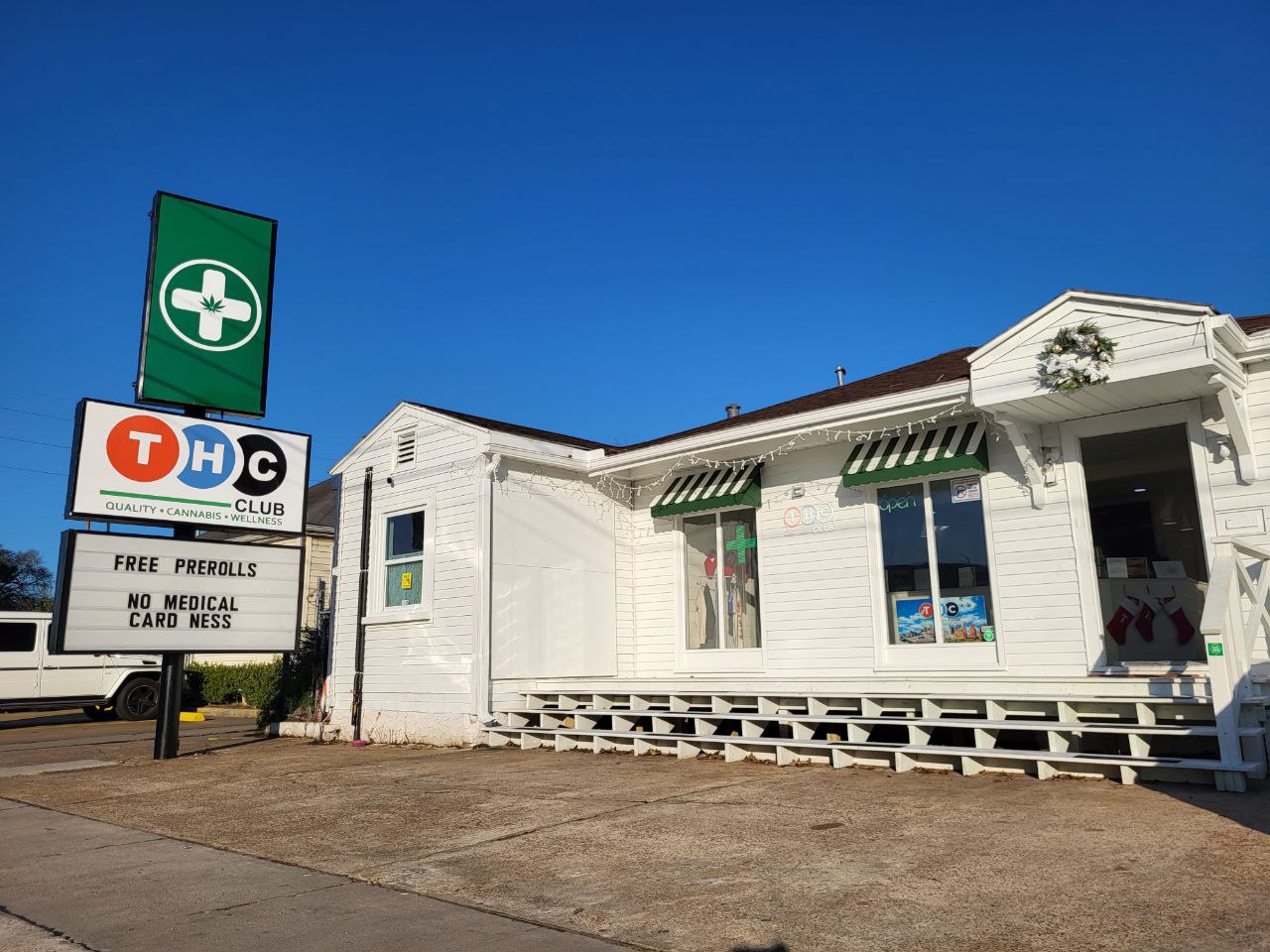 THC Club Heights - Cannabis Dispensary photo 3