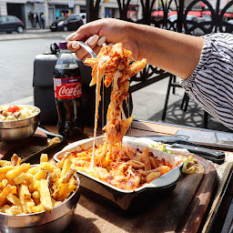 Photo n°82 de Cantine Corner Eragny 95 à Éragny (Restaurant)