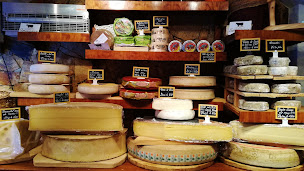 Photo n°3 de Le Grenier Morzinois à Morzine (Caviste)