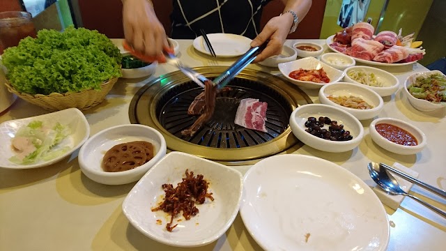 Far East Plaza