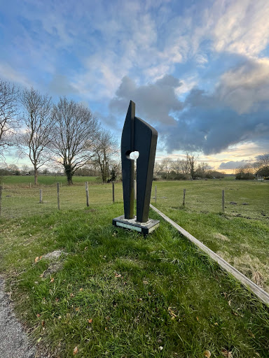 Be Quick monument - Visual