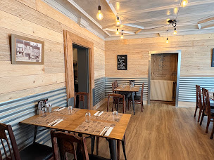 Photo n°7 de Restaurant La Bourgade à Champlitte (Restaurant de hamburgers)