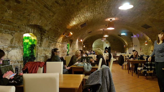 Gastland Bisztró Király