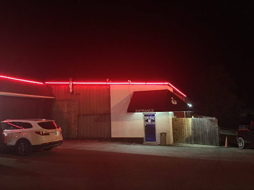 Top Hat Gentlemen's Club - Thumbnail