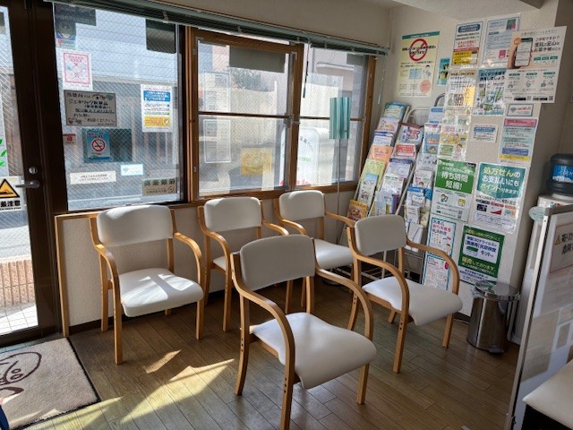 こじか薬局 江の島駅前店