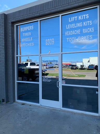 Truck Country Outfitters Logo
