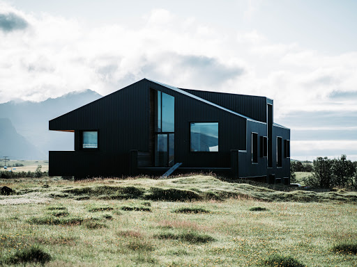 Dark Mode Homes - Visual