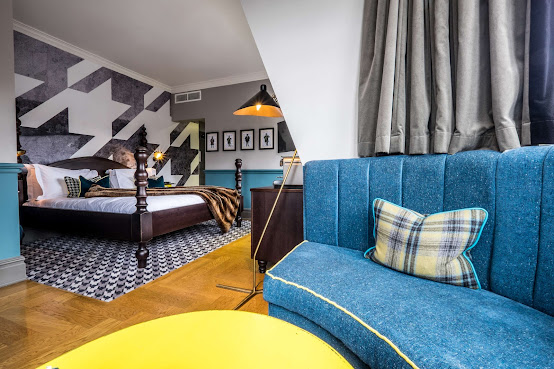 Dog & Fox (Hotel) by null