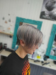 Photo n°19 de Aurelia Coiff' à Coulounieix-Chamiers (Salon de coiffure)