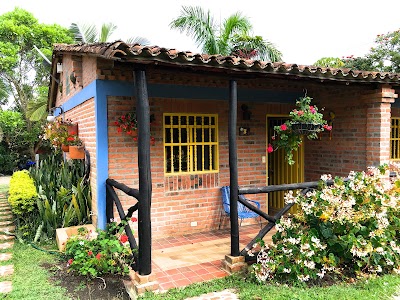 Photos of Caba&ntilde;as La Carolina
