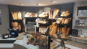 Photo n°5 de Le Fournil de Sens à Sens-de-Bretagne (Boulangerie)